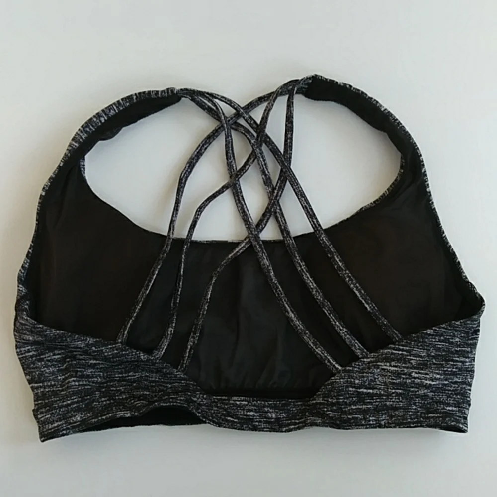 Victoria Sport Strappy Padded Sports Bra M Black White - Picture 9 of 16